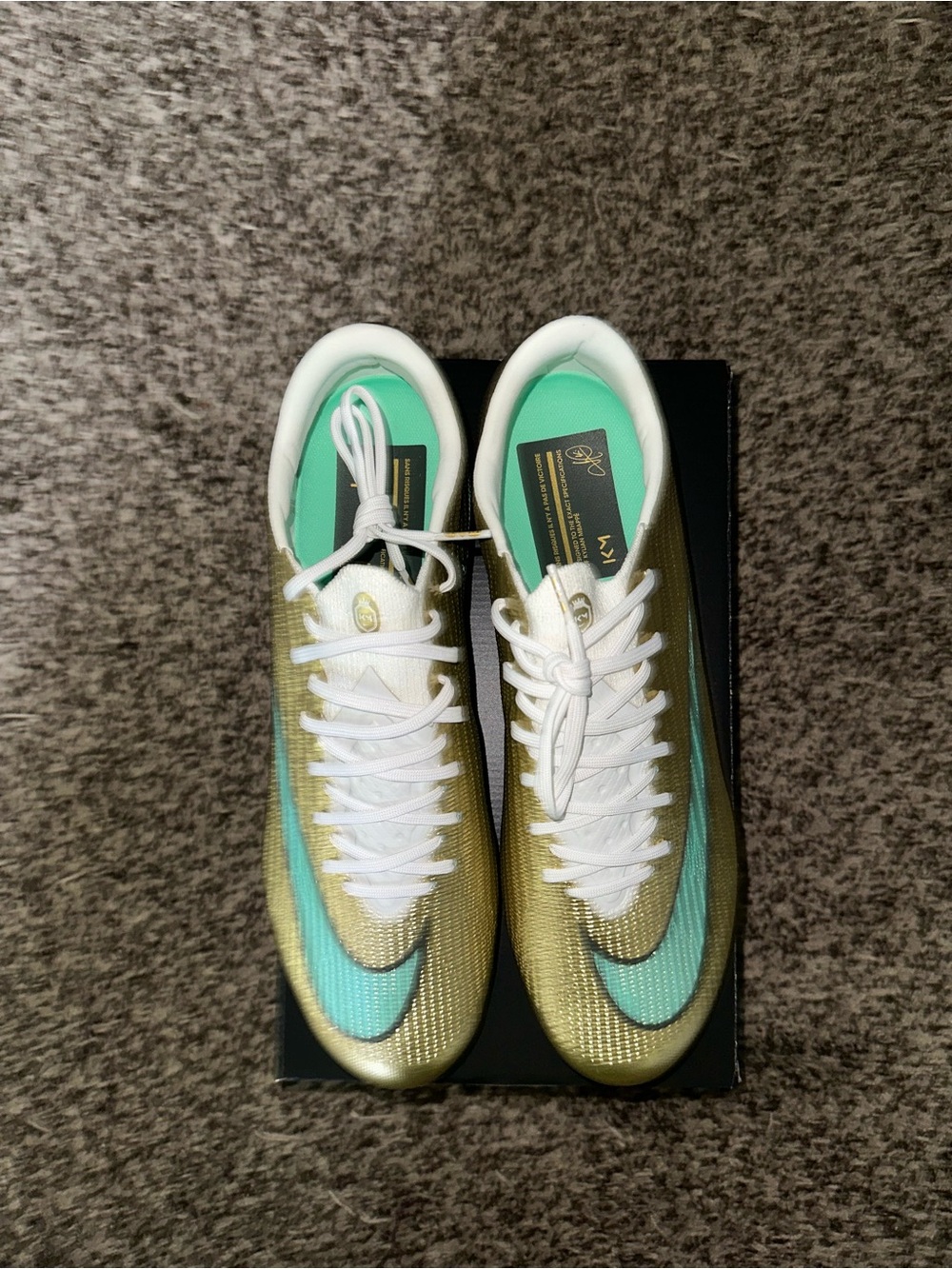 NIKE K Mbappè SUPERFLY  11 Elite FG KM Metallic Gold/Green Glow Soccer Cleats